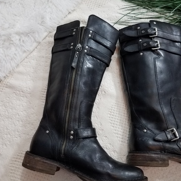 UGG boots size 8 - Picture 3 of 8